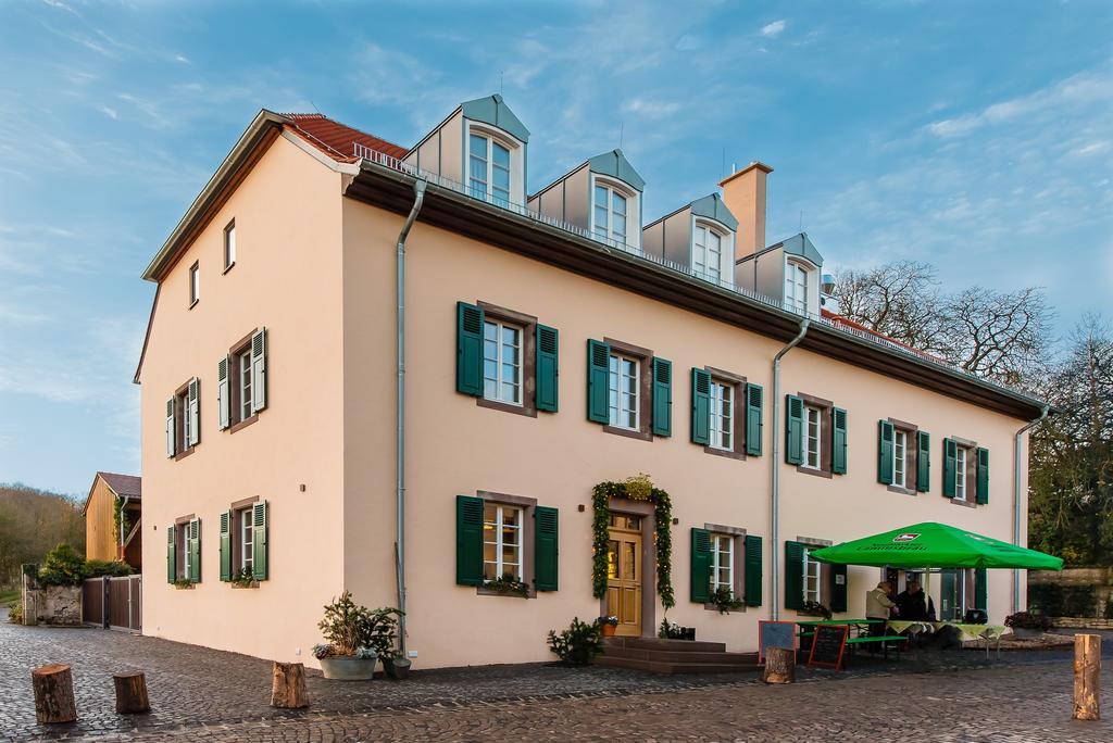 Landgasthaus Wintringer Hof Otel Saarbrücken Dış mekan fotoğraf